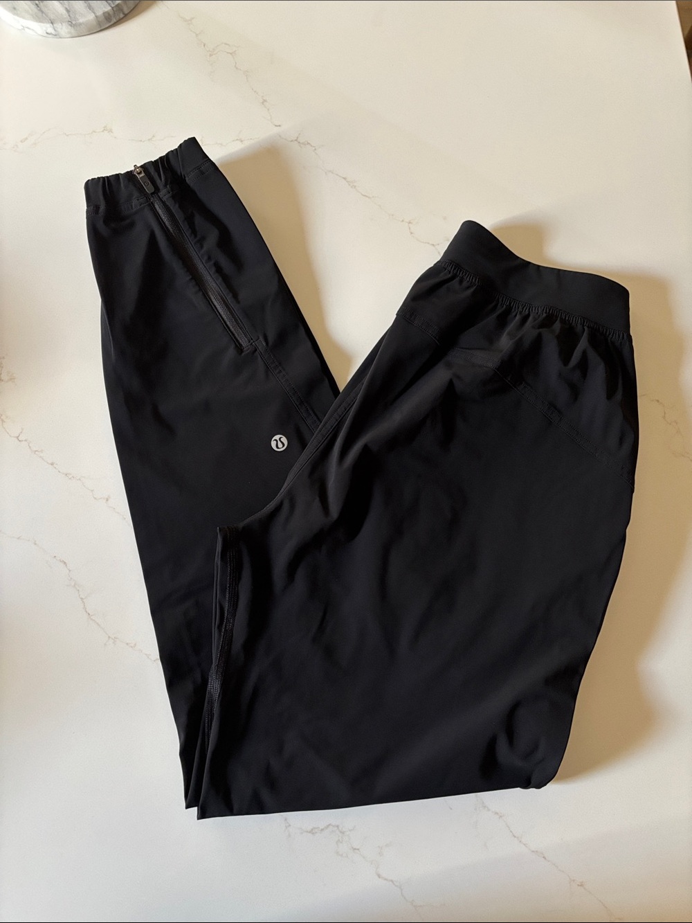 NWOT lululemon athletica women’s joggers